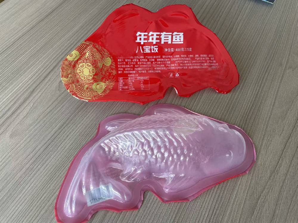 龙应鱼型碗八宝饭全自动灌装封口机
